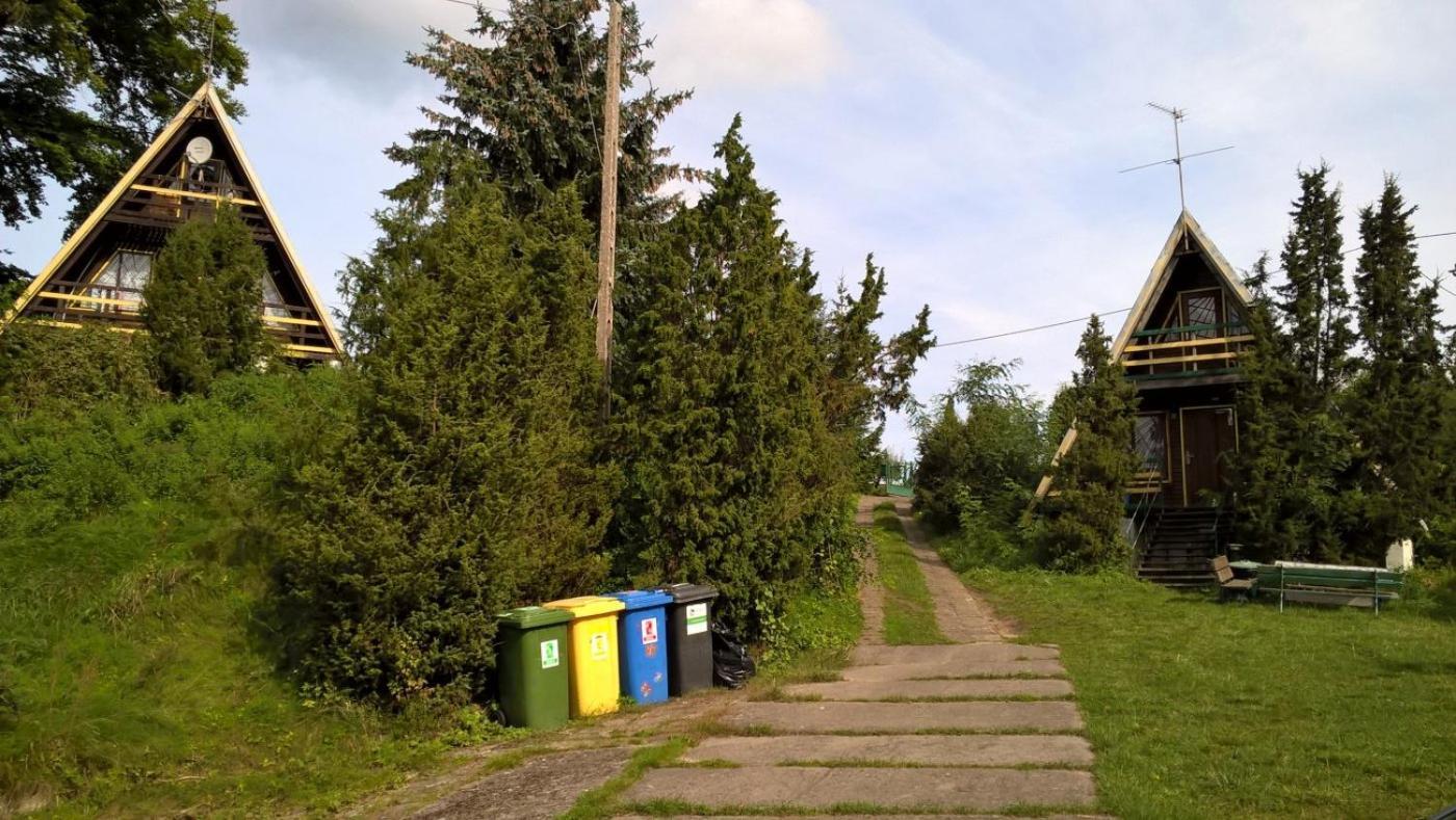 Villa Domki Nad Jeziorem I Pod Lasem Zdbice Exterior foto