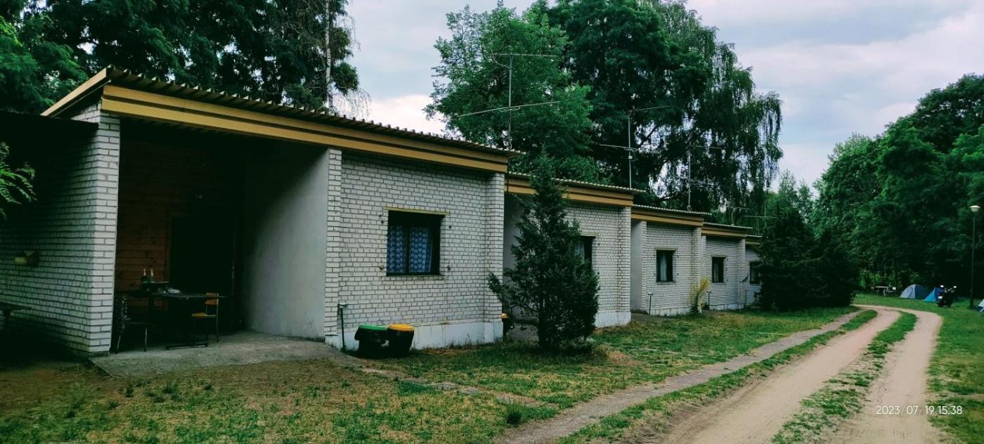 Villa Domki Nad Jeziorem I Pod Lasem Zdbice Exterior foto