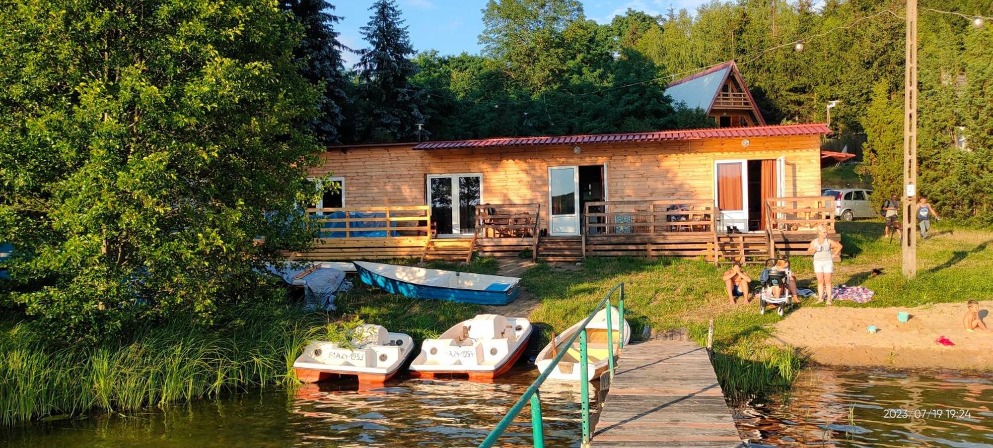 Villa Domki Nad Jeziorem I Pod Lasem Zdbice Exterior foto